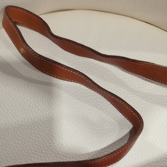 Dooney & Bourke White and Brown Leather Shoulder Bag - Picture 8 of 14